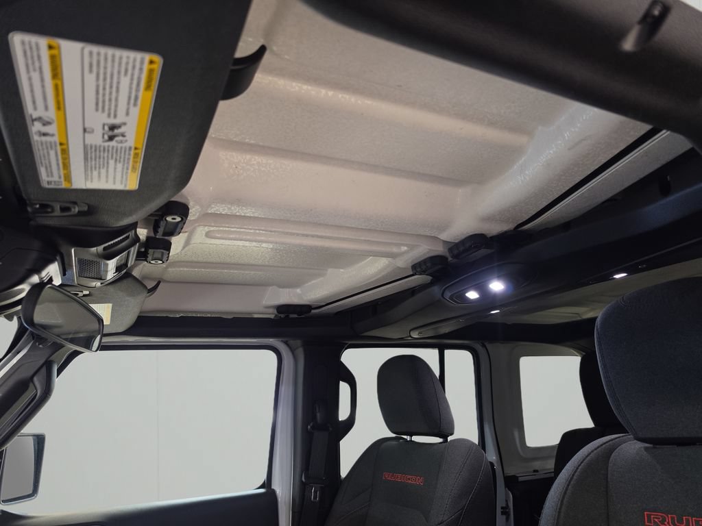 Certified 2025 Jeep Wrangler Unlimited Rubicon AWD/4WD image 24