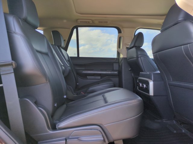 Used 2023 Ford Expedition XLT RWD image 20