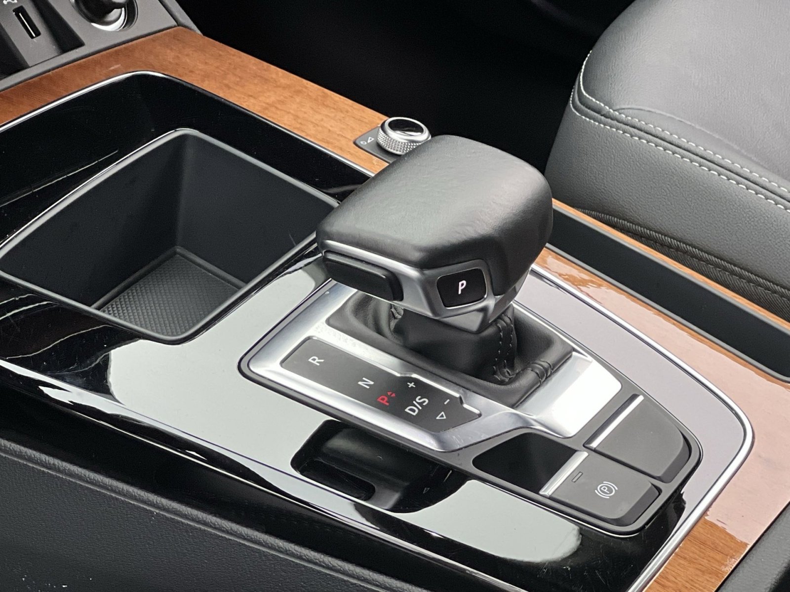 Used 2023 Audi Q5 2.0T Premium w/ Convenience Package image 20