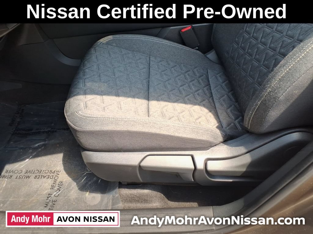 Certified 2025 Nissan Kicks SV AWD/4WD image 17