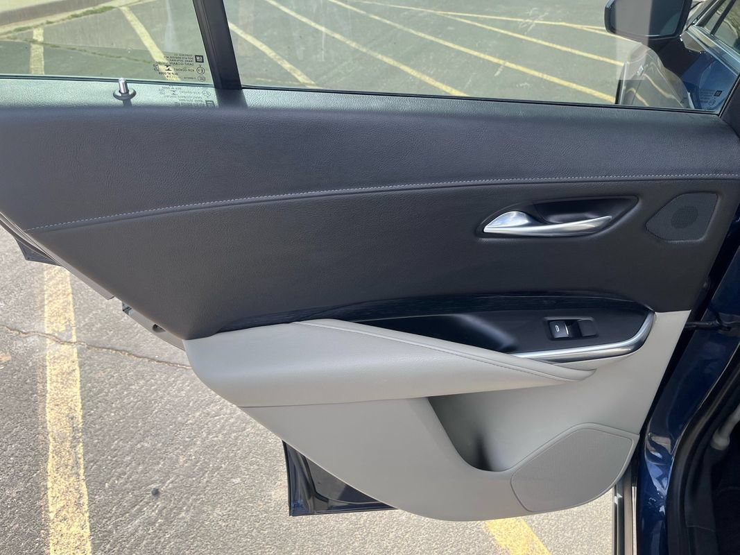 Used 2019 Cadillac XT4 Premium Luxury AWD/4WD image 25