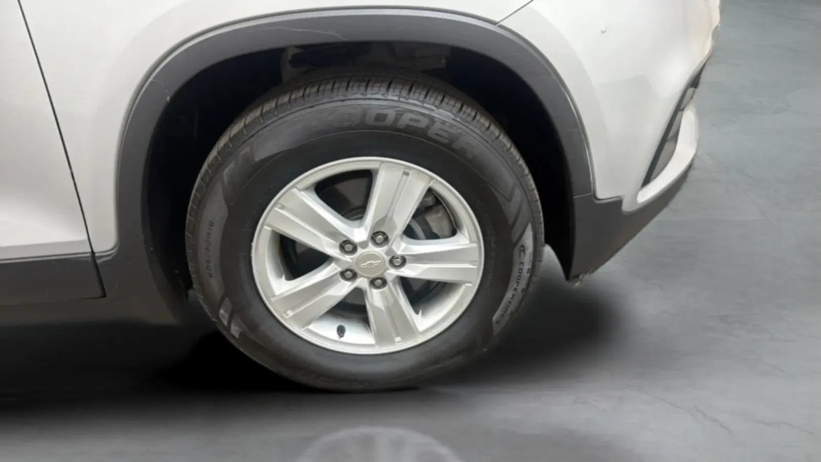 Used 2020 Chevrolet Trax LS w/ Tint and Cruise Package FWD image 25
