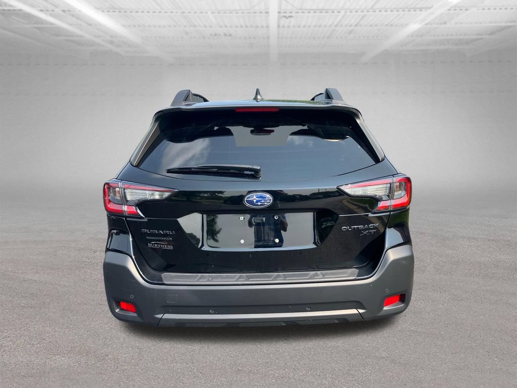 Used 2023 Subaru Outback Onyx Edition XT AWD/4WD image 5