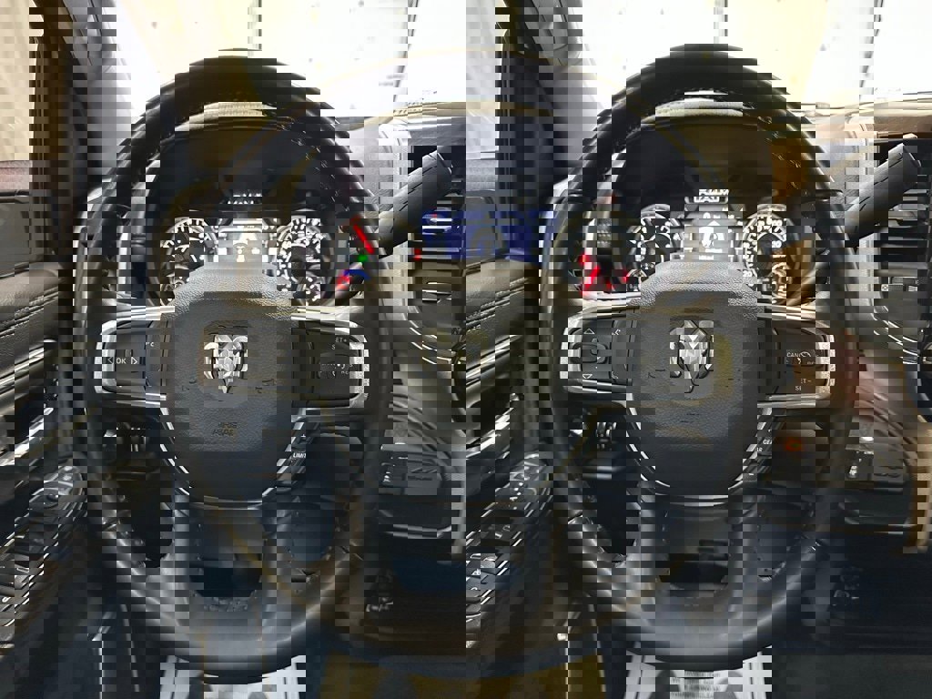 Used 2024 RAM 2500 Laramie image 19