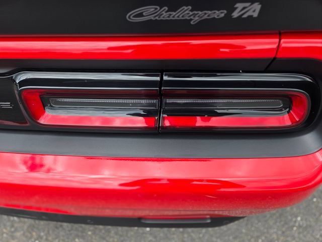 Used 2022 Dodge Challenger R/T Scat Pack RWD image 16