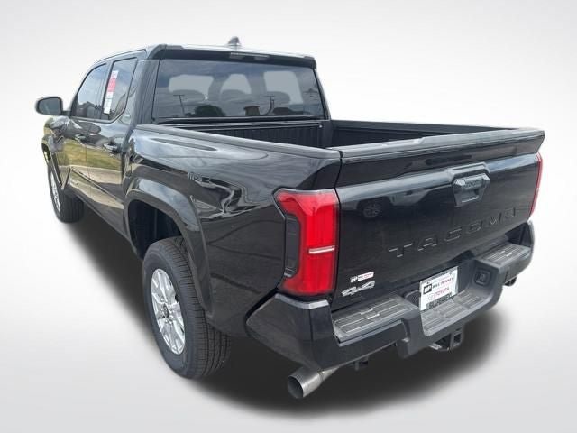 New 2026 Toyota Tacoma SR5 AWD/4WD image 3