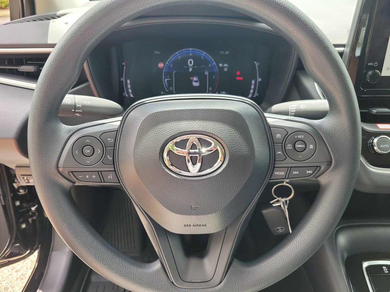 Used 2026 Toyota Corolla LE image 18