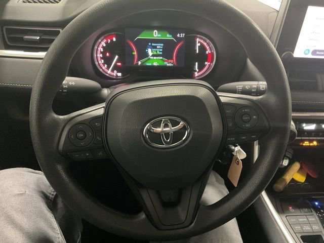 Used 2024 Toyota RAV4 LE image 13