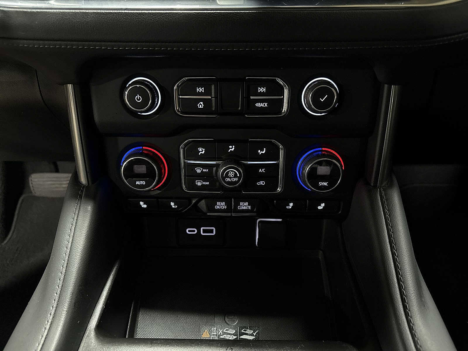 Used 2023 Chevrolet Tahoe Z71 AWD/4WD image 23