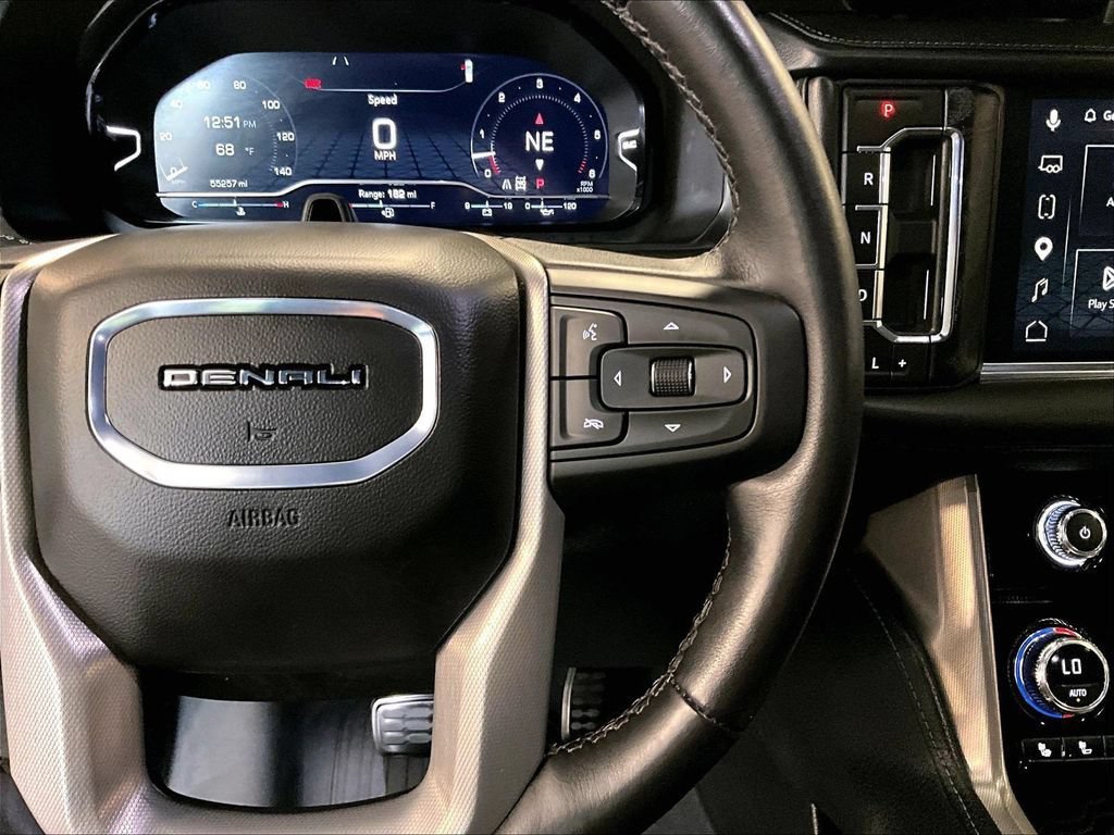 Used 2024 GMC Yukon XL Denali w/ Advanced Technology Package AWD/4WD image 25