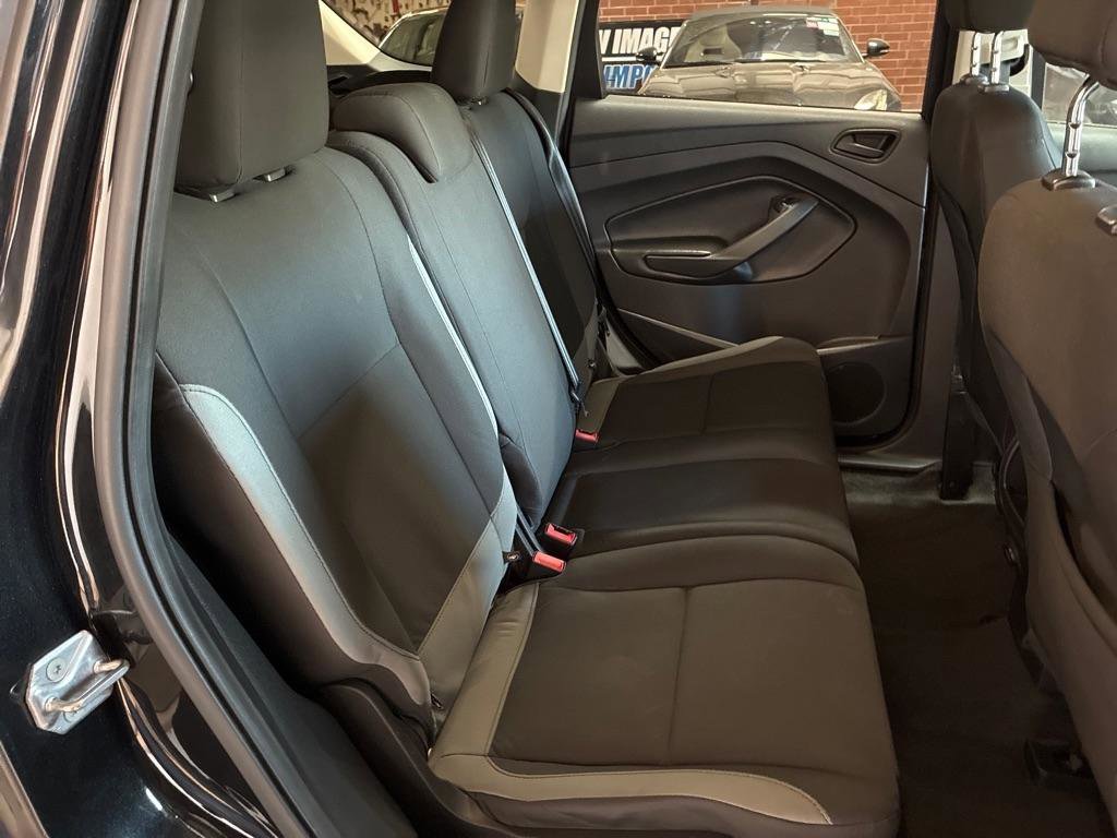 Used 2015 Ford Escape S image 22