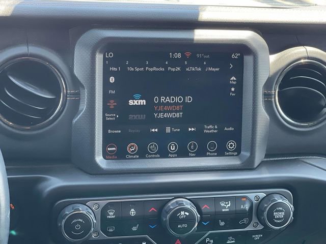 Used 2021 Jeep Wrangler Unlimited Sahara AWD/4WD image 17
