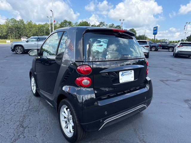 Used 2014 smart fortwo passion RWD image 5