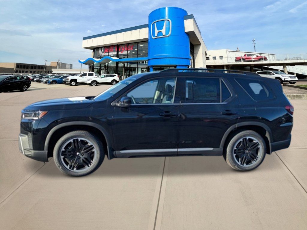New 2026 Honda Pilot Touring image 2