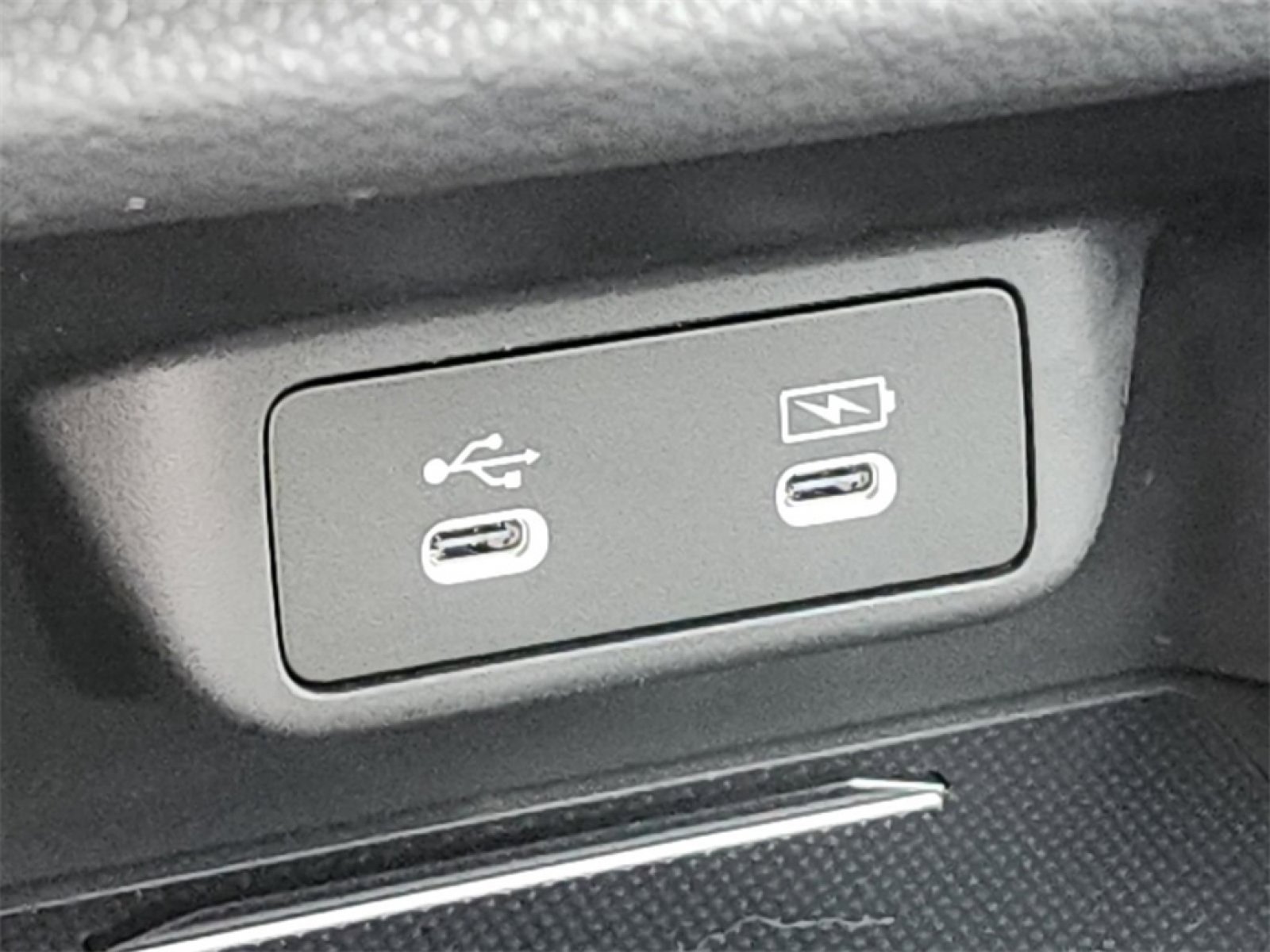 New 2026 Honda HR-V LX image 8