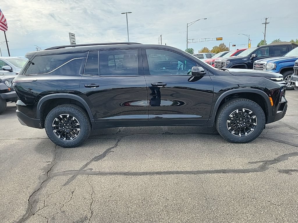 Used 2024 Chevrolet Traverse Z71 w/ Enhanced Driving Package AWD/4WD image 4