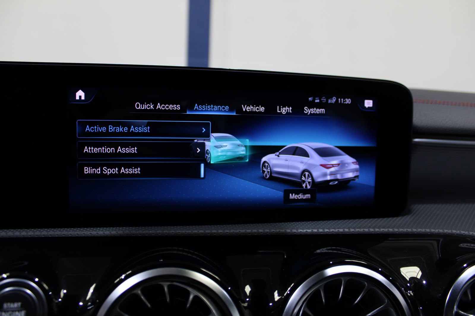 Used 2021 Mercedes-Benz CLA 250 image 32