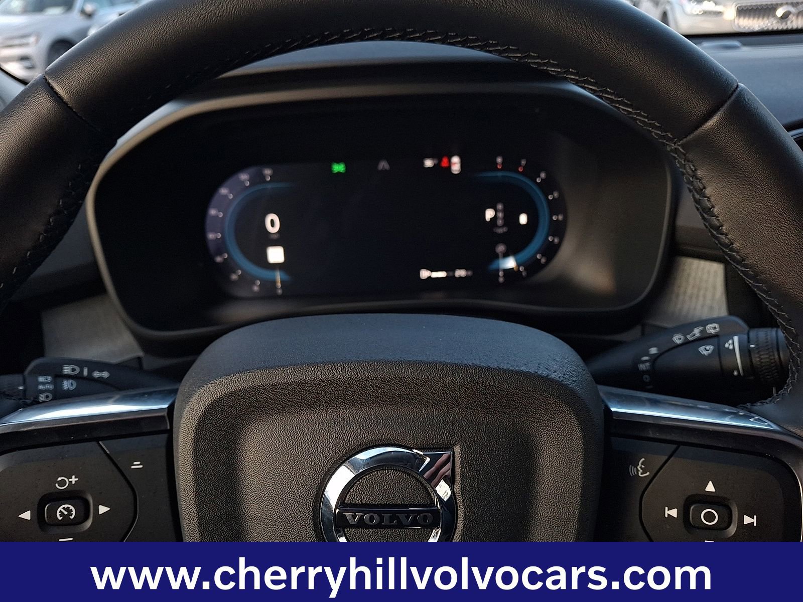 Certified 2025 Volvo XC40 B5 Core w/ Protection Package Premier image 19