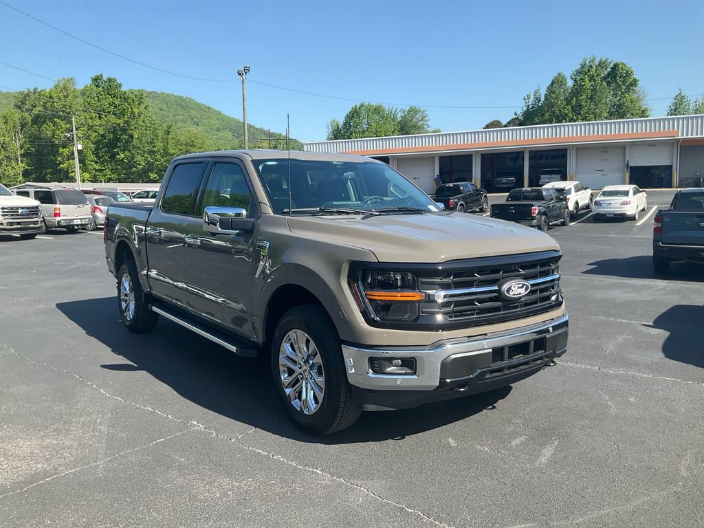 New 2026 Ford F150 XLT w/ Equipment Group 302A MID AWD/4WD image 3