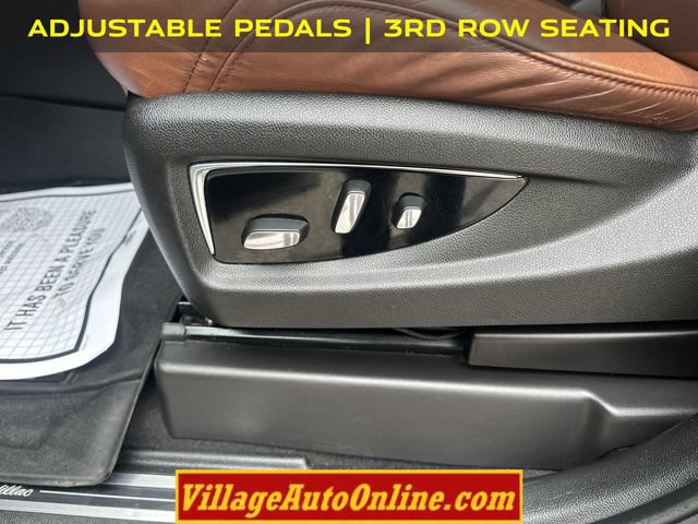 Used 2016 Cadillac Escalade ESV Premium AWD/4WD image 17