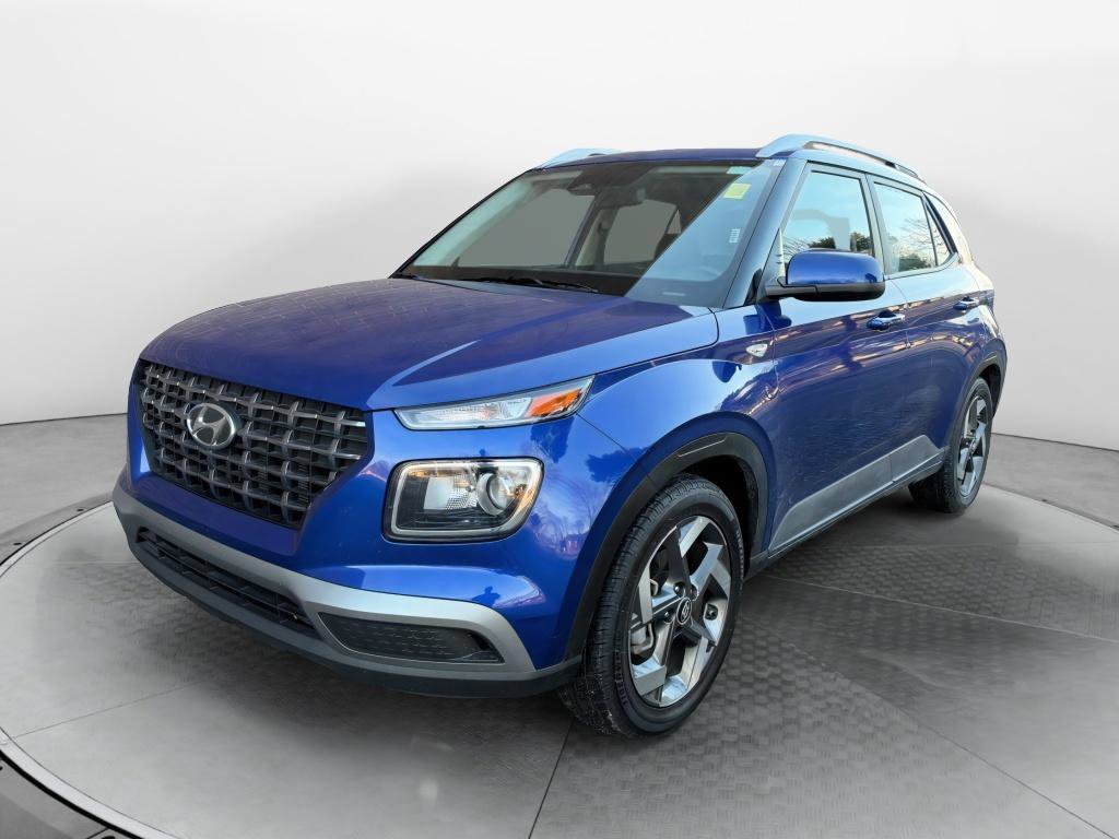 Certified 2025 Hyundai Venue SEL image 1