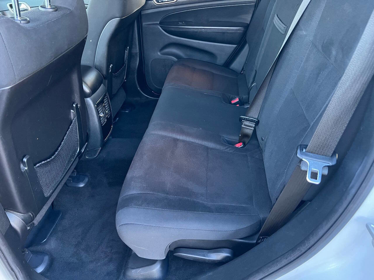 Used 2017 Jeep Grand Cherokee Laredo w/ Quick Order Package 23E AWD/4WD image 21