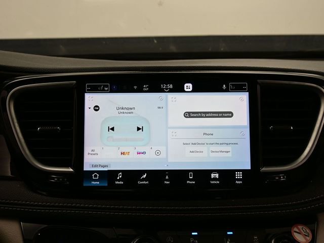 Used 2023 Chrysler Pacifica Limited FWD image 20