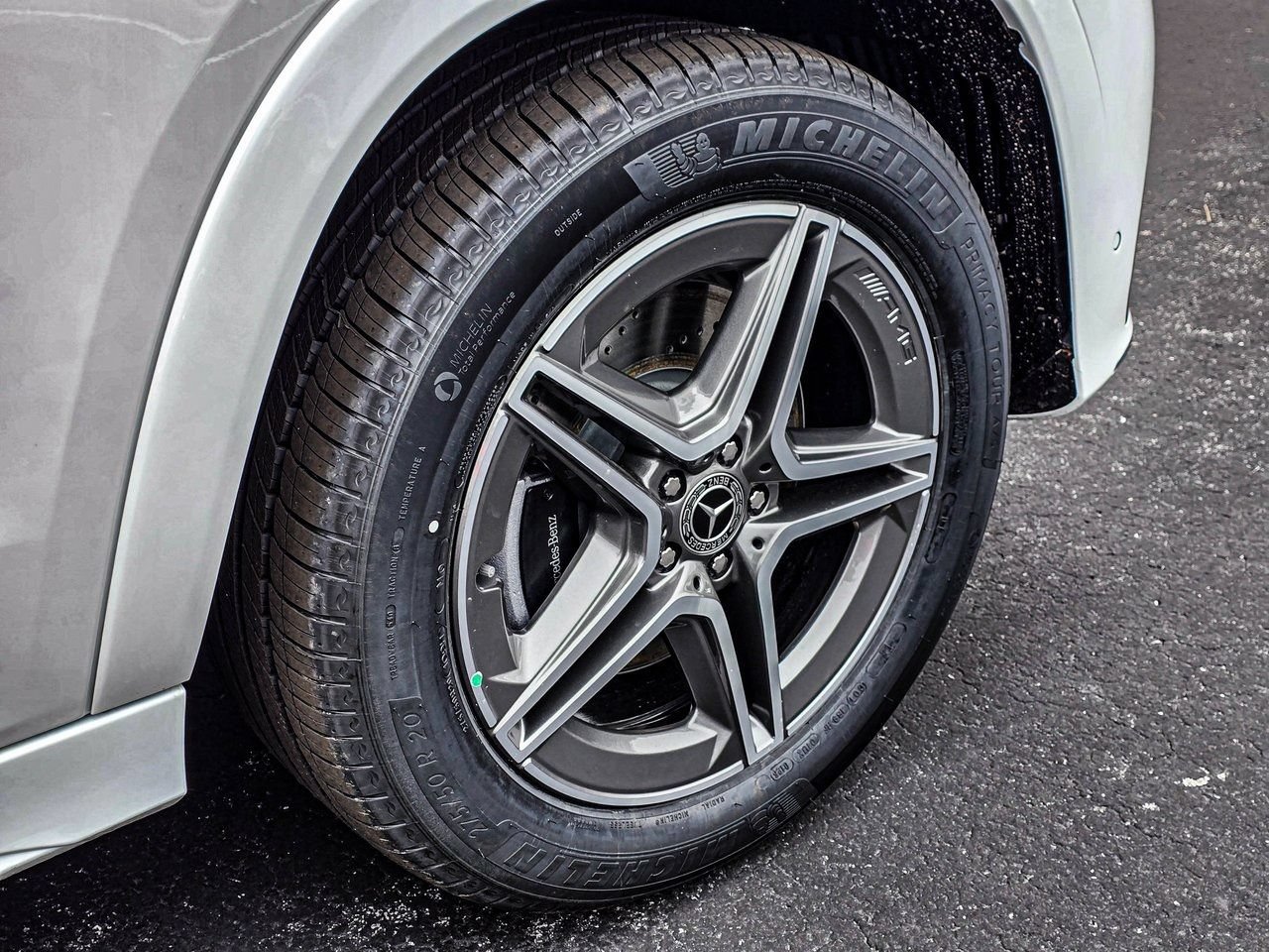New 2026 Mercedes-Benz GLE 450 4MATIC image 9