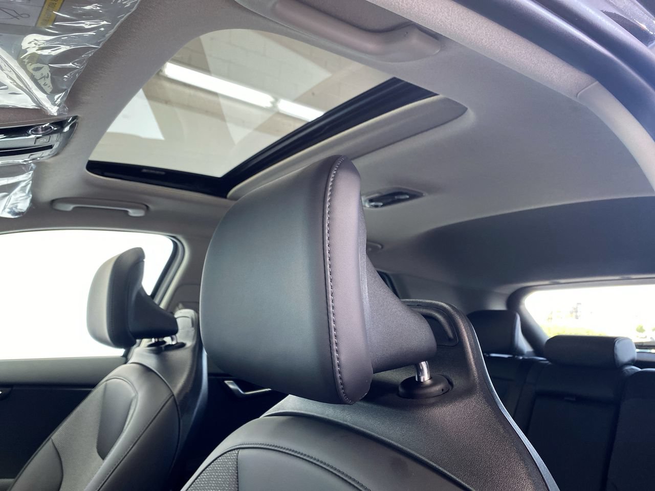 New 2026 Kia Niro EX w/ EX Premium Package FWD image 19