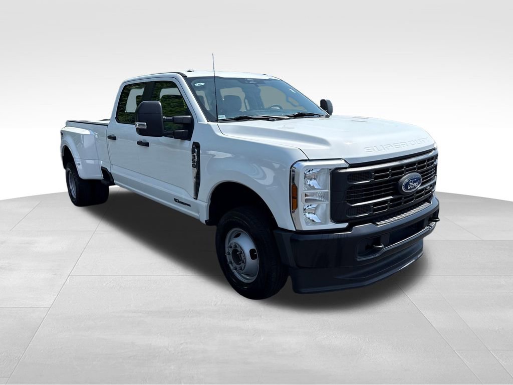 Used 2024 Ford F350 XL AWD/4WD image 7