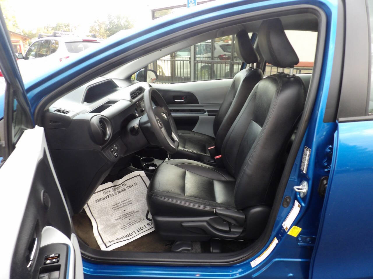 Used 2012 Toyota Prius C Three FWD image 8
