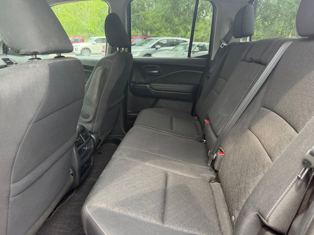 Used 2021 Honda Ridgeline Sport image 9
