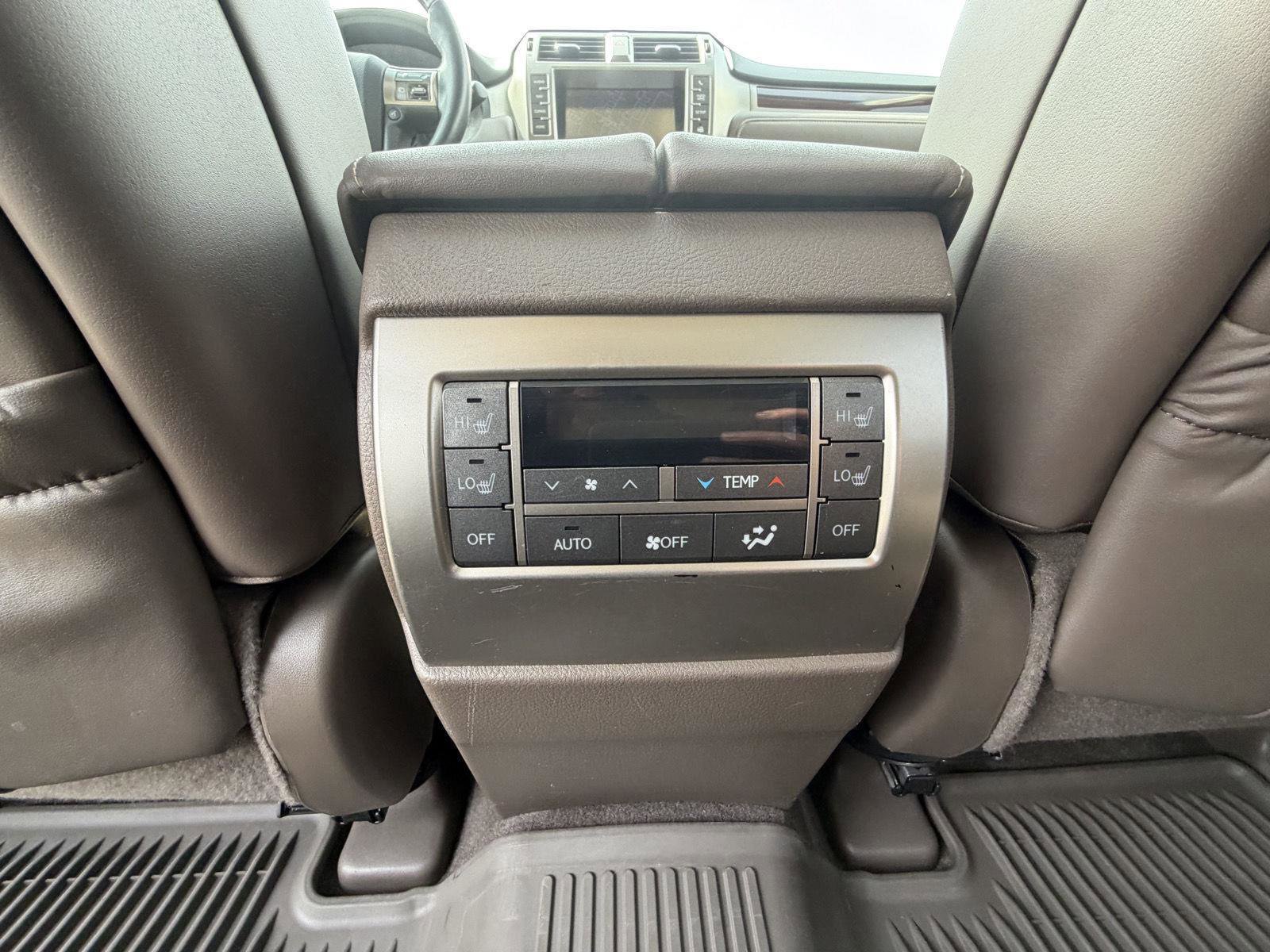Used 2019 Lexus GX 460 Premium image 28