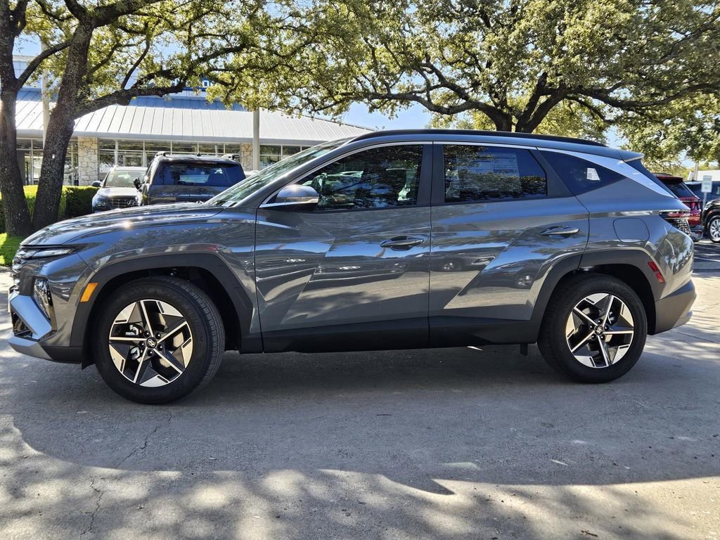 New 2026 Hyundai Tucson SEL FWD image 2