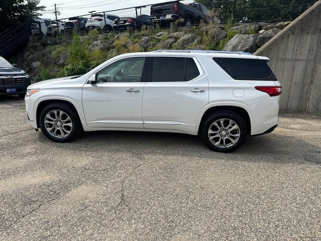 Used 2018 Chevrolet Traverse Premier AWD/4WD image 3