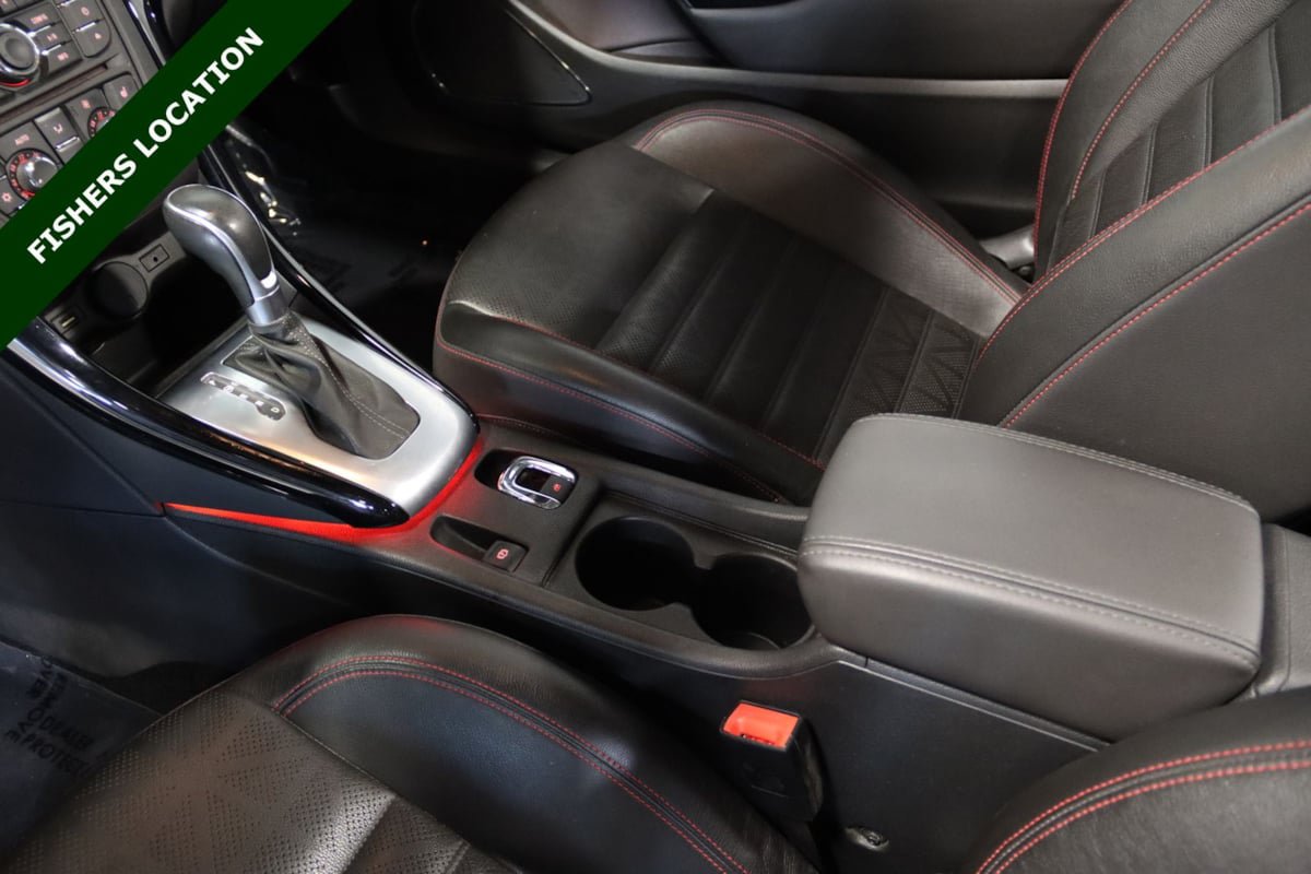 Used 2018 Buick Cascada Sport Touring w/ Dark Effects Package FWD image 40