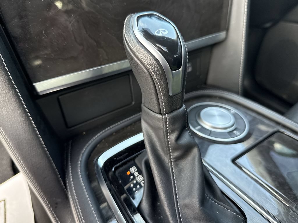 Used 2024 INFINITI QX80 Luxe RWD image 26