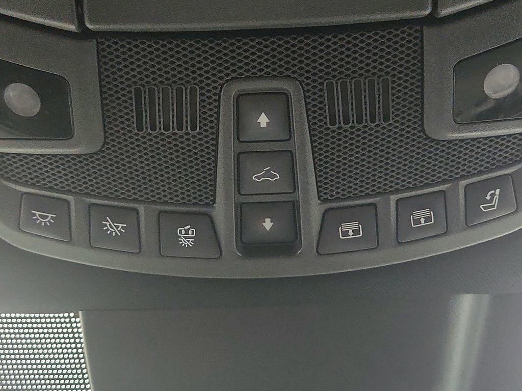 Used 2018 Lincoln Navigator L Reserve w/ Technology Package image 22