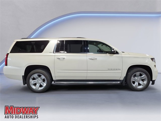Used 2015 Chevrolet Suburban LTZ image 6