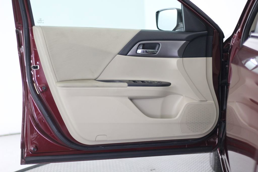 Used 2014 Honda Accord LX image 43