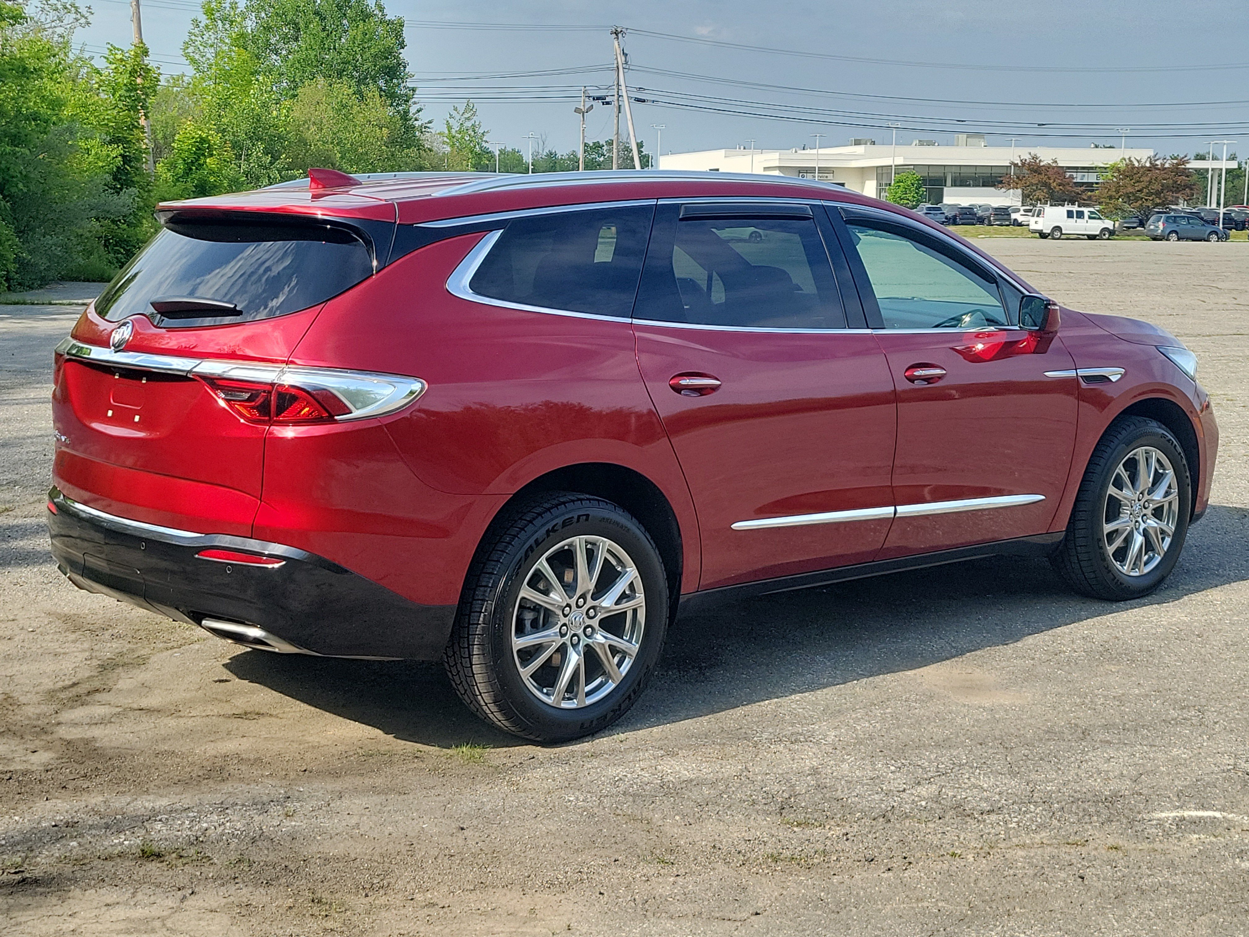 Used 2023 Buick Enclave Premium w/ Experience Buick Package AWD/4WD image 5