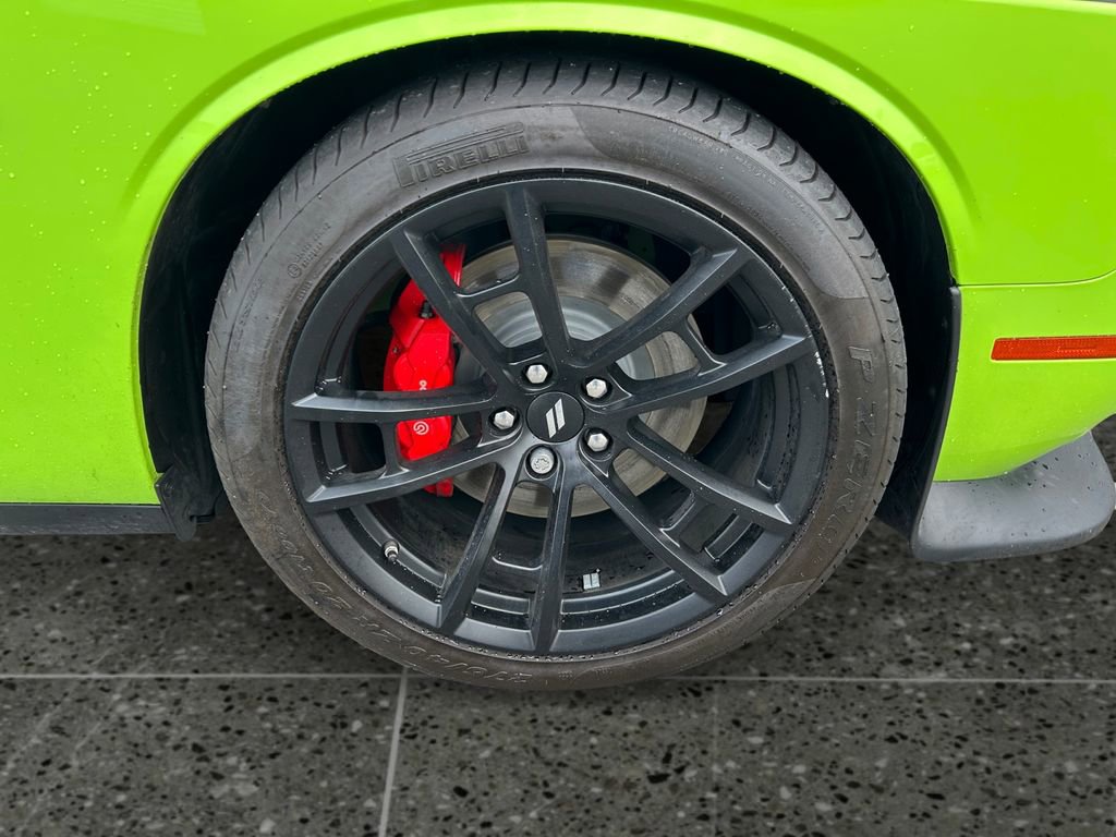 Used 2023 Dodge Challenger R/T w/ Plus Package image 9
