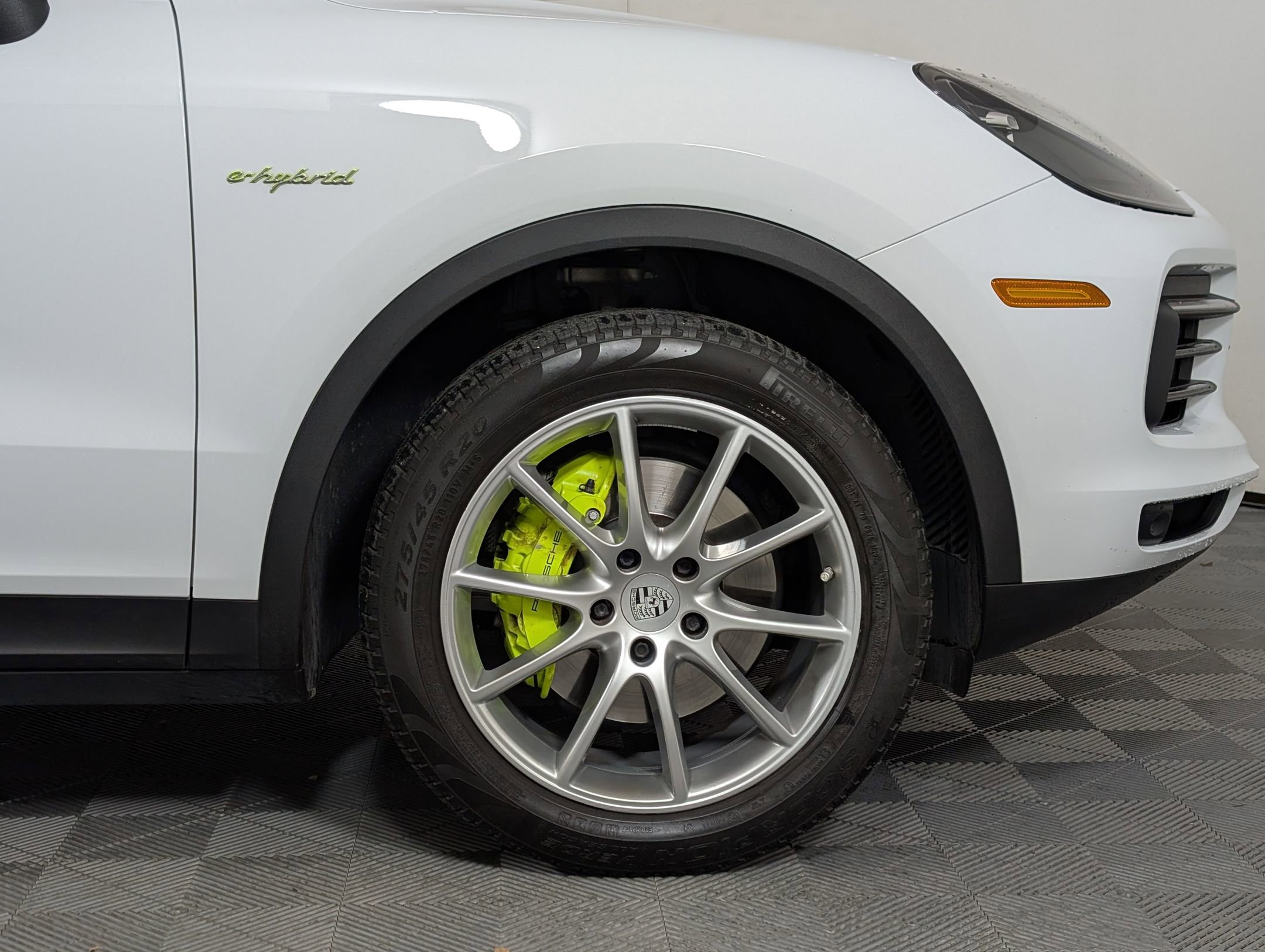 Used 2021 Porsche Cayenne E-Hybrid image 14