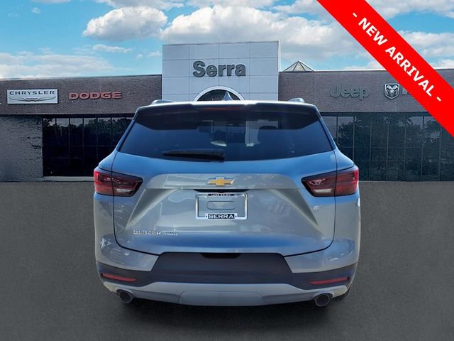 Used 2025 Chevrolet Blazer LT w/ Convenience Package image 5