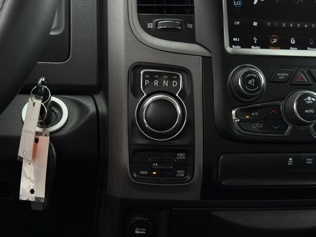 Used 2019 RAM 1500 Express w/ Wheel & Sound Group AWD/4WD image 24