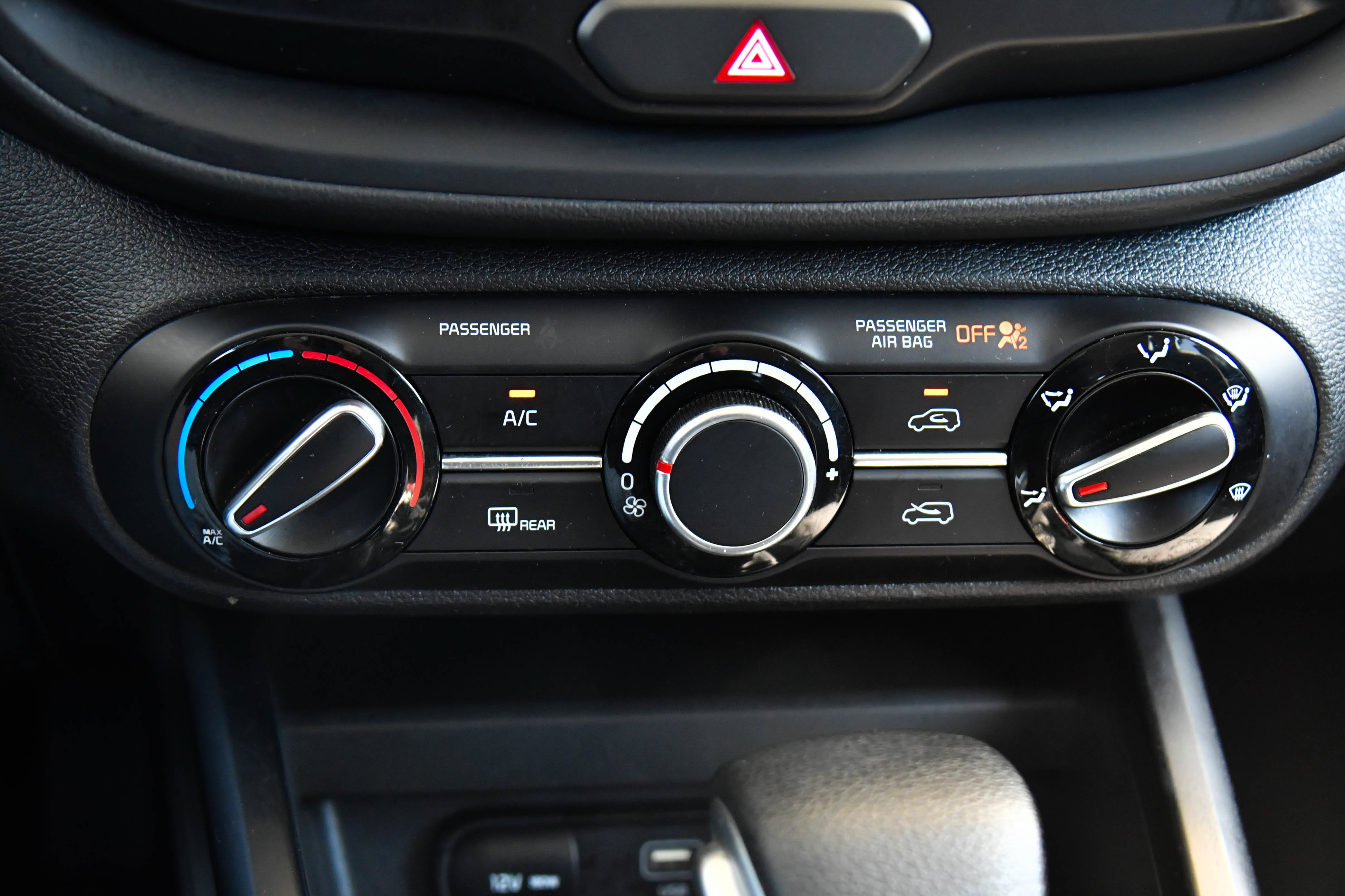 Used 2024 Kia Soul LX w/ Option Group 015 FWD image 19