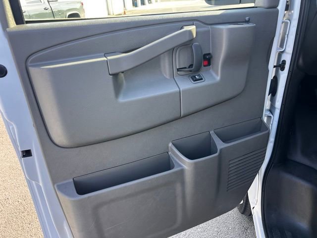Used 2024 Chevrolet Express 2500 w/ Driver Convenience Package image 16