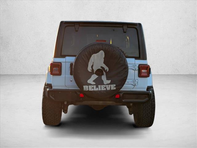 Used 2018 Jeep Wrangler Unlimited Sahara w/ Uconnect 4C Nav & Sound Group image 7