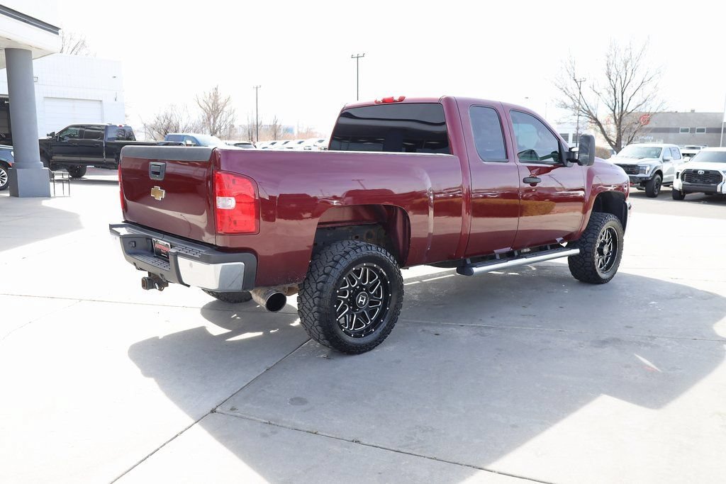 Used 2008 Chevrolet Silverado 2500 LT w/ 1LT Convenience Package AWD/4WD image 6