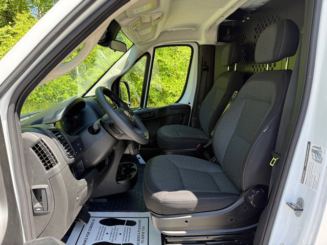 Used 2025 RAM ProMaster 2500 w/ U-Haul Equipment Group FWD image 13